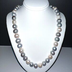 Freshwater pearl necklace